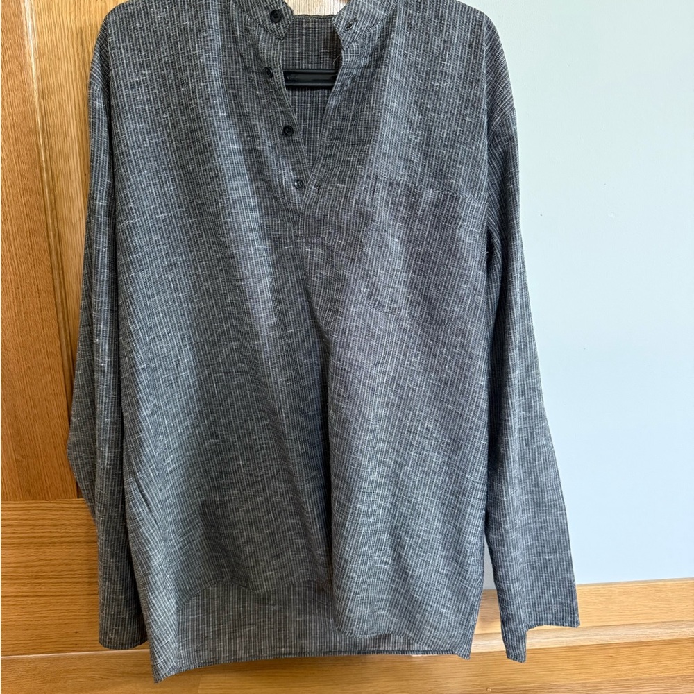 NWOT Gray Striped Long Sleeve Shirt